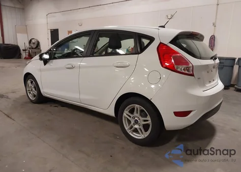 2017 Ford Fiesta Se z USA, uszkodzony, nr VIN 3FADP4EJ0HM109546